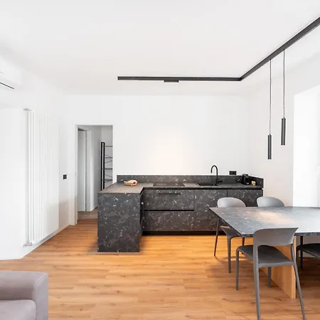 Dn Art - D First Floor With View Terrace And Hot Tub Апартаменты