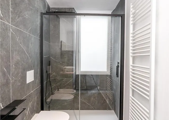 Апартаменты Dn Art - D First Floor With View Terrace And Hot Tub Блевио