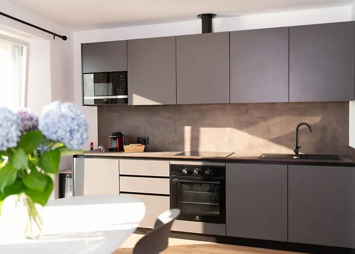 Апартаменты Dn Art - D First Floor With View Terrace And Hot Tub