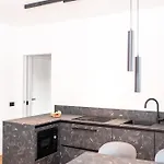 Dn Art - D First Floor With View Terrace And Hot Tub * Blevio