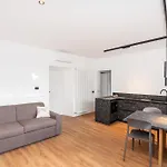 Dn Art - D First Floor With View Terrace And Hot Tub Apartamento Blevio