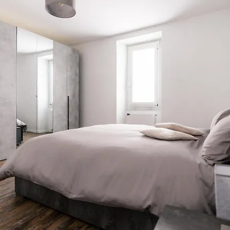 Dn Art Royale - Apt N Vasca Idromassaggio Interno Piano Terra -Apt D Esclusivo Terrazzo Esterno Con Jacuzzi 아파트 *