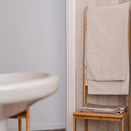 Dn Art Royale - Apt N Vasca Idromassaggio Interno Piano Terra -Apt D Esclusivo Terrazzo Esterno Con Jacuzzi 블레비오