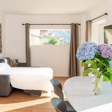 Dn Art Royale - D First Floor With View Terrace And Hot Tub - N Ground Floor With Internal Whirpool