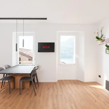 Dn Art Royale - D First Floor With View Terrace And Hot Tub - N Ground Floor With Internal Whirpool Lejlighed Blevio