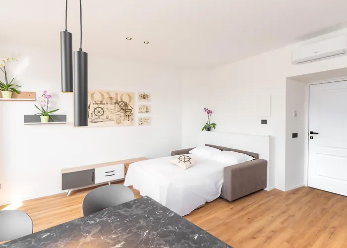 Apartament Dn Art - D First Floor With View Terrace And Hot Tub Blevio