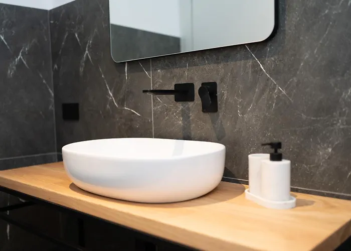 Dn Art - D First Floor With View Terrace And Hot Tub Apartament *