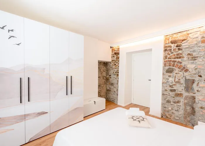 Dn Art Royale - D First Floor With View Terrace And Hot Tub - N Ground Floor With Internal Whirpool Διαμέρισμα *