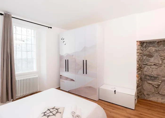 Dn Art Royale - D First Floor With View Terrace And Hot Tub - N Ground Floor With Internal Whirpool * Blevio