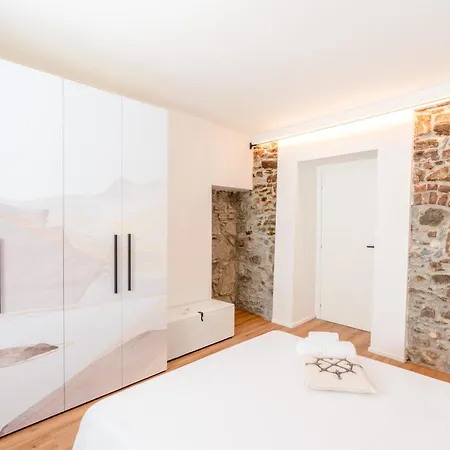 Dn Art Royale - D First Floor With View Terrace And Hot Tub - N Ground Floor With Internal Whirpool Appartamento *